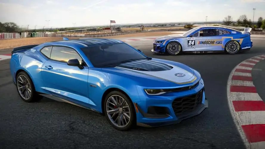 Chevrolet Camaro 2023: ажиотаж перед выходом на пенсию