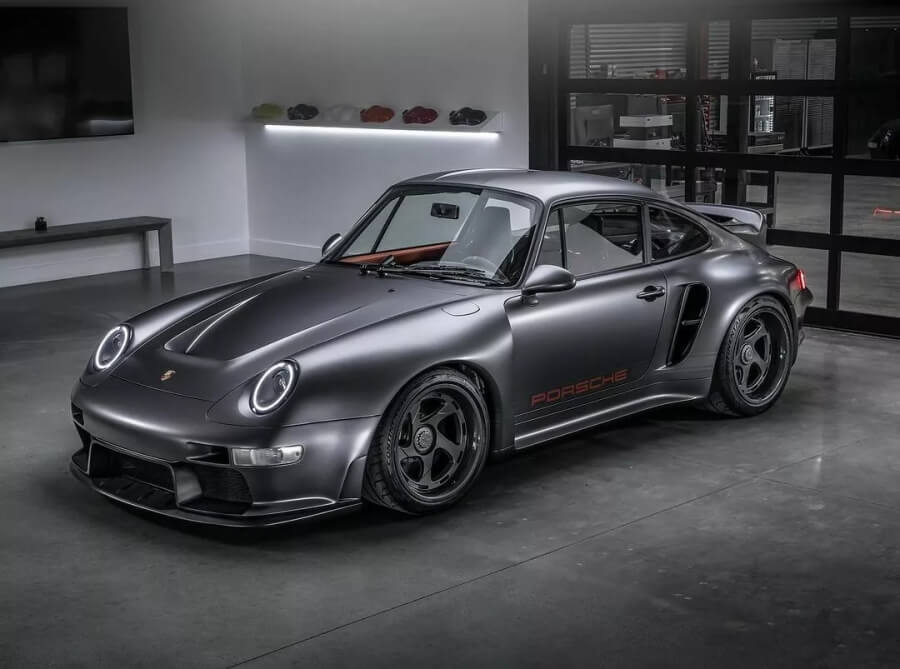 Гюнтер Веркс показал специальный рестомод Porsche 911 Touring Turbo Edition Coupe