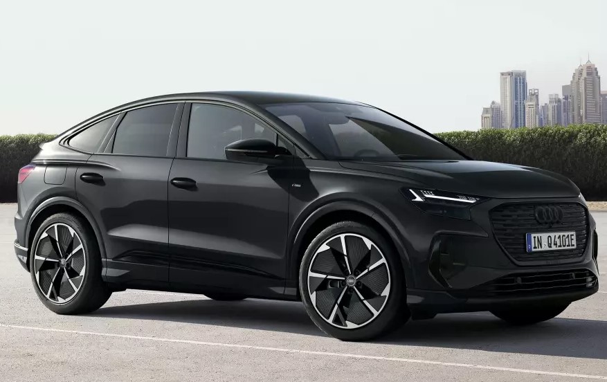 Audi Q4 e-tron 2024 получил новые уникальные возможности