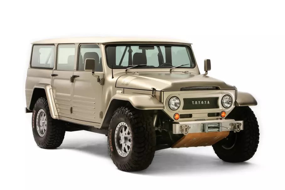 Toyota Land Cruiser 1999 года превратилась в рестомод