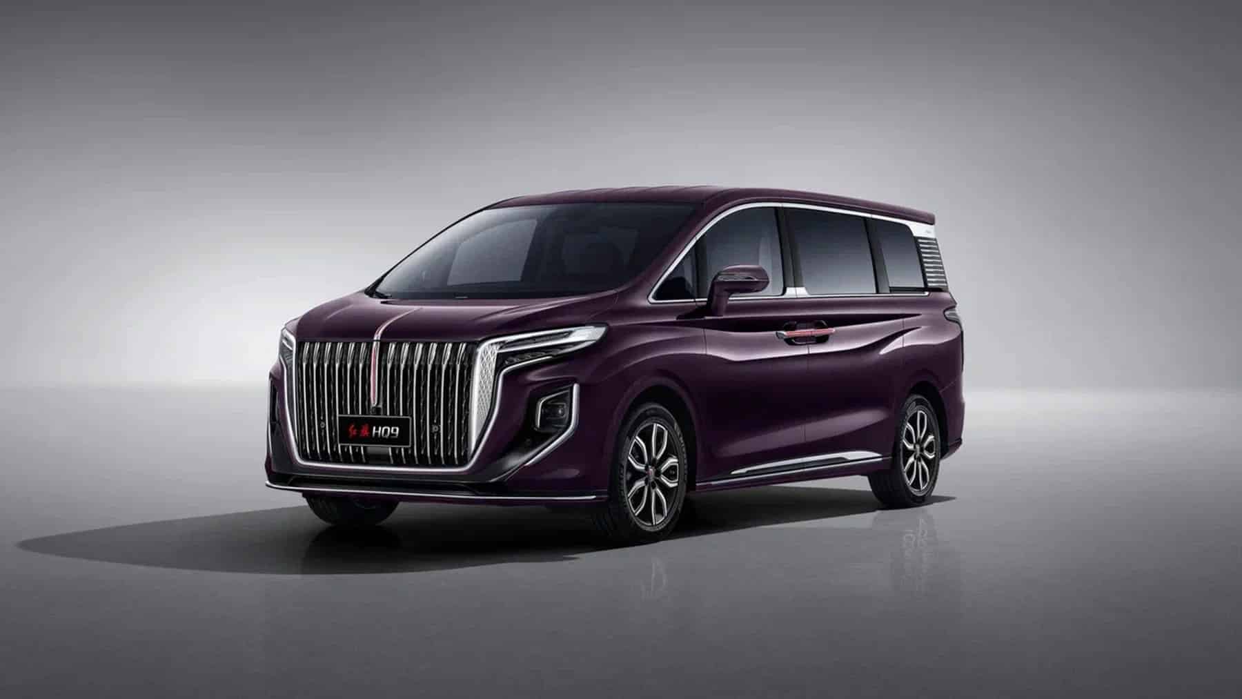 Hongqi HQ9 2023 продается в России в трех вариациях