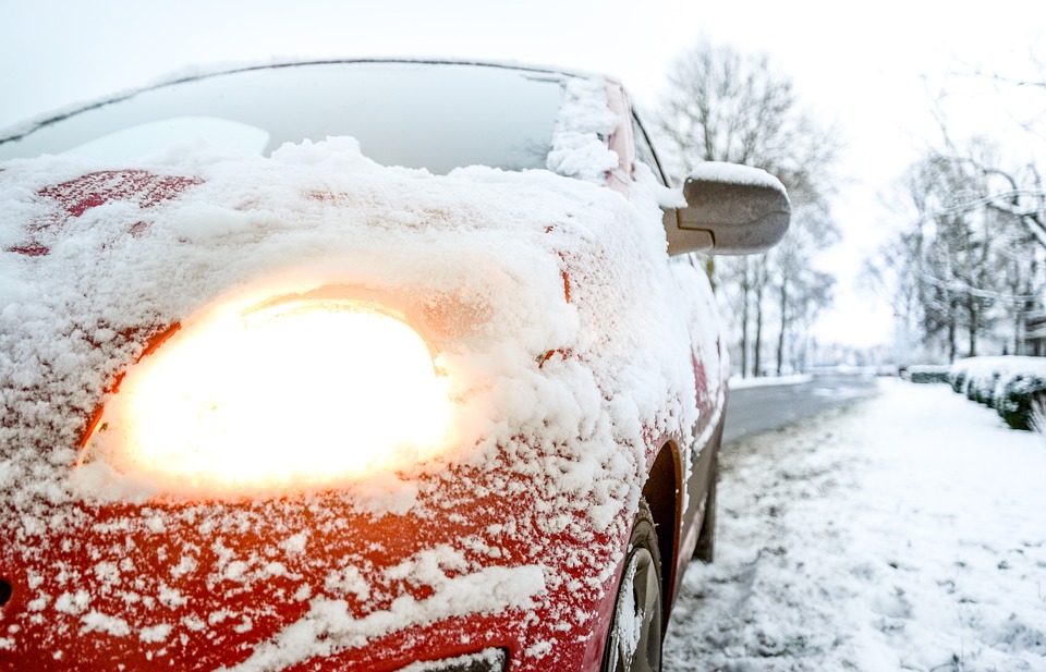 Что делать, если дверь автомобиля отказывается закрываться в морозную погоду?