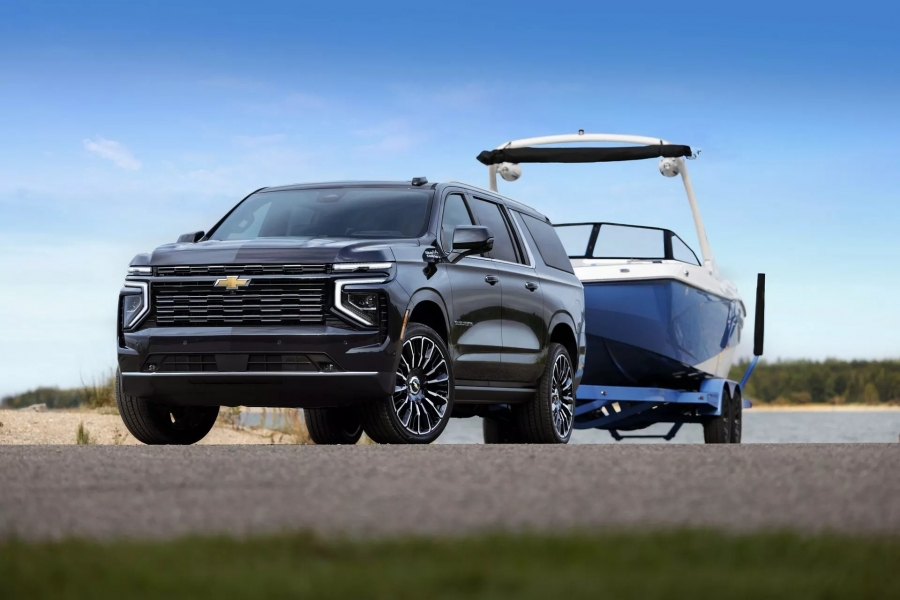 Chevrolet обновил Tahoe и Suburban: новый интерьер и доработанный дизель