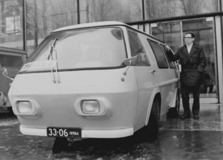 Первый советский гибрид ЭТ-800 «Электра»: из Эстонии, со стеклопластиковым кузовом, почти серийный