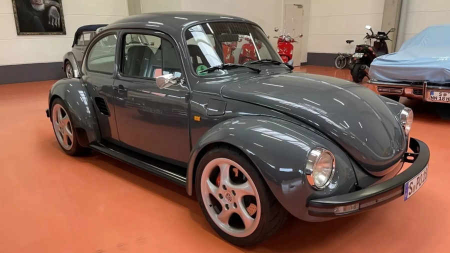 Porsche Boxster S с кузовом Volkswagen Beetle выставлен на продажу