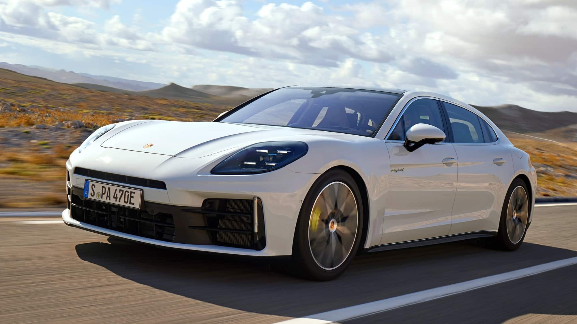 У Porsche Panamera 2024 появятся новые гибриды